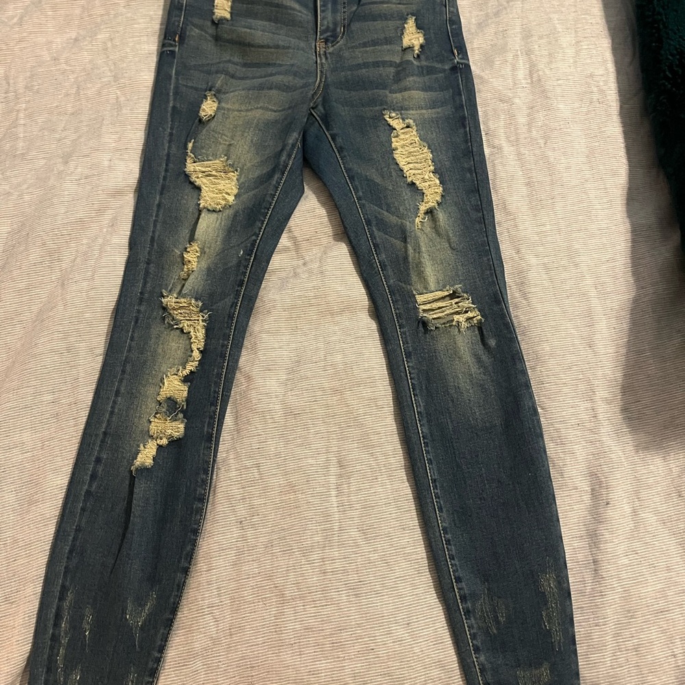 Grace & lace dark wash distressed jeans size 6.